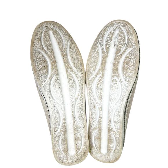 Bernie Mev. New York Light Grey White Slip On Suede Laser Cut Loafer Size 8 - Picture 5 of 7